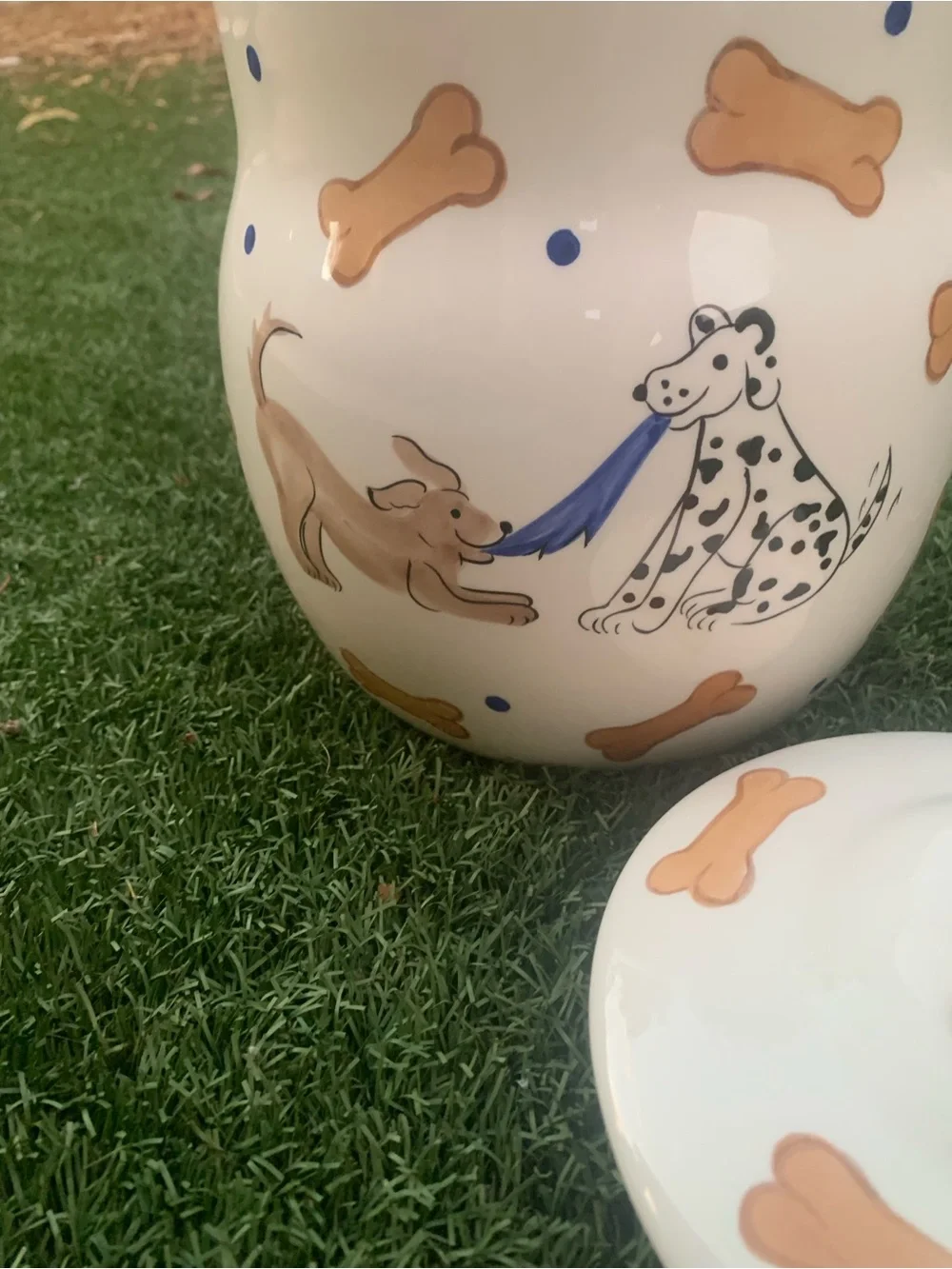 Inspirado Stonelite Dog Treat Jar with Blue Trim and Tan Bone Motifs